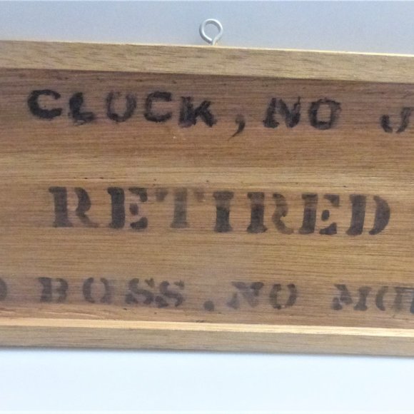 2x Solid Wood Plaque RETIRED & FISHERMEN No Boss No Mola No Job Liars Handmade - Picture 3 of 11